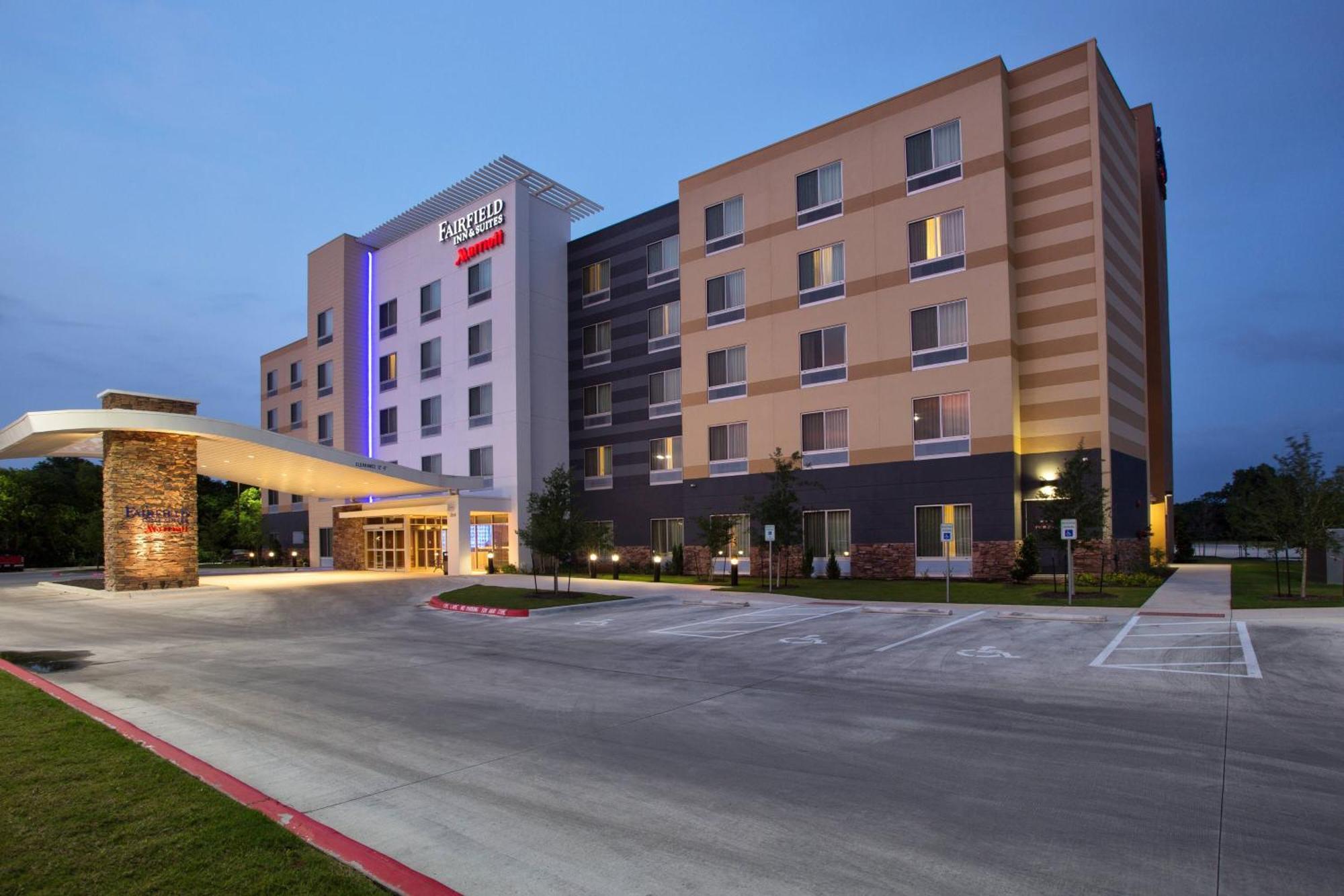Fairfield Inn & Suites By Marriott Austin Сан Маркос Экстерьер фото